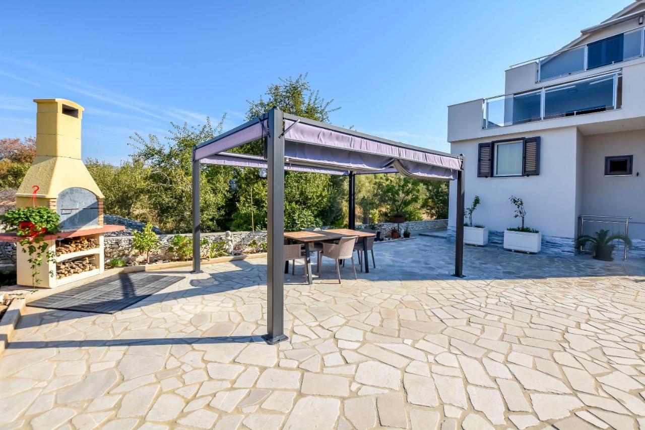 Apartments Visnja 罗戈兹尼察 外观 照片