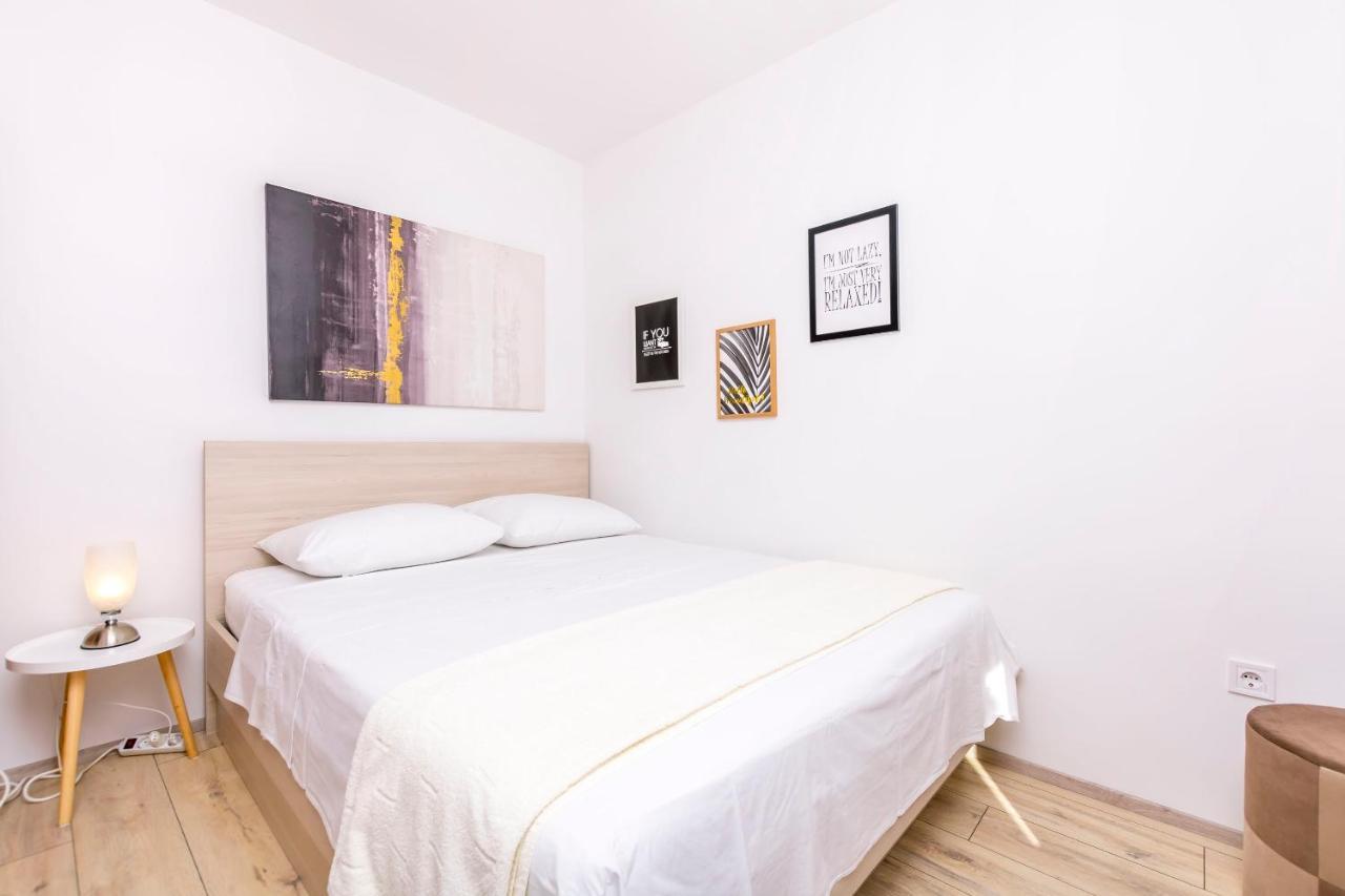 Apartments Visnja 罗戈兹尼察 外观 照片