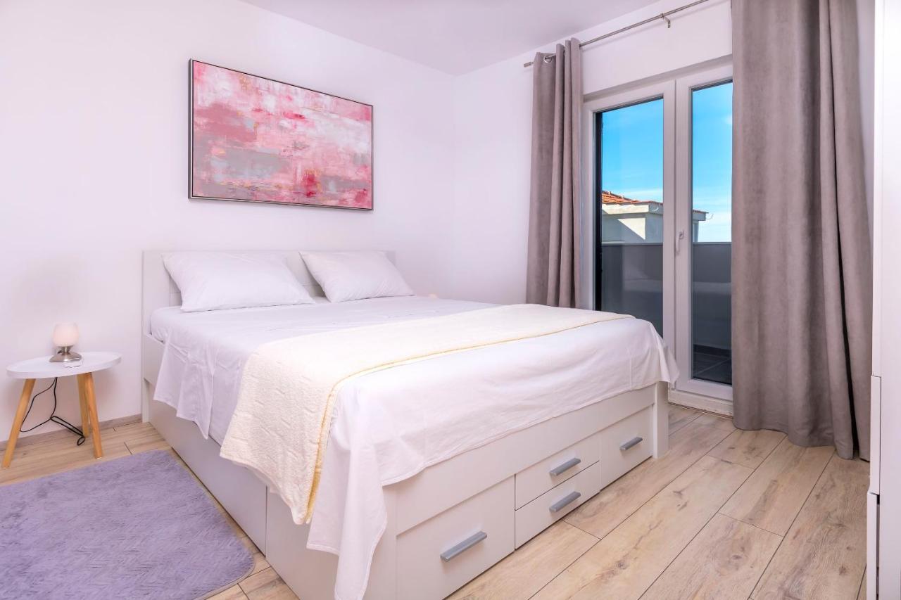 Apartments Visnja 罗戈兹尼察 外观 照片
