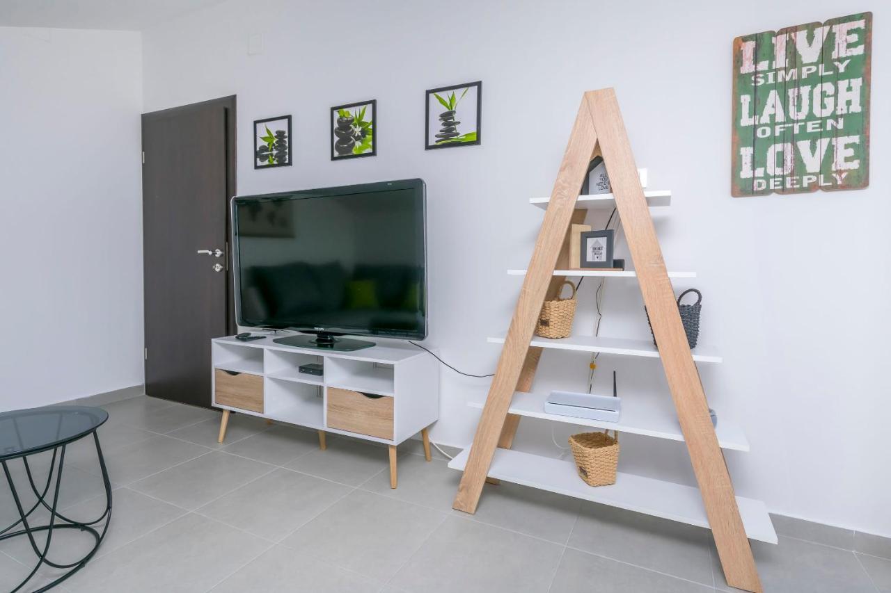 Apartments Visnja 罗戈兹尼察 外观 照片